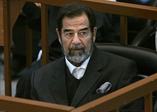 Resultado de imagem para Saddam Hussein CONDENADO