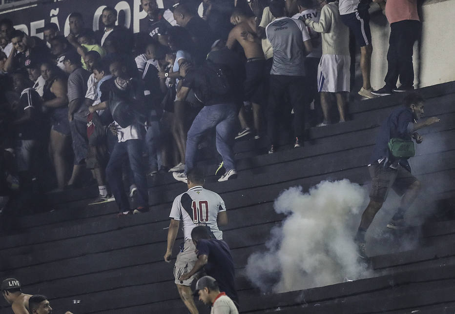 Vasco é punido com perda de seis mandos de campo por confusão em São Januário