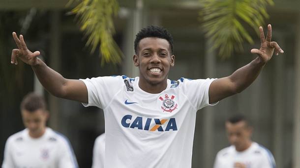 Corinthians aproveita jogo com a Ferroviária para dar chance aos reservas