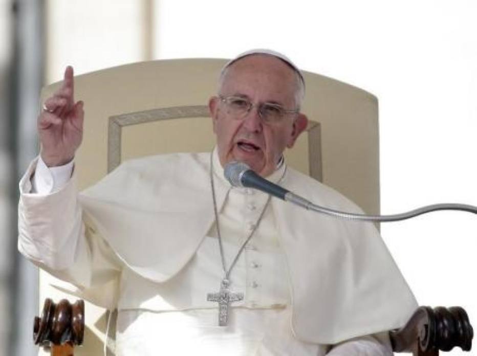 Papa pede perdão às vítimas de abusos por padres