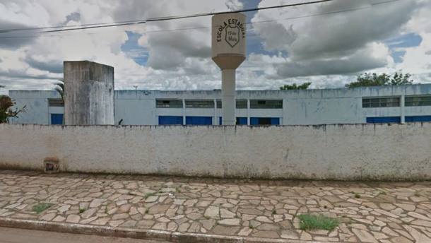 Resultado de imagem para Adolescente é assassinada a tiros em escola de Goiás