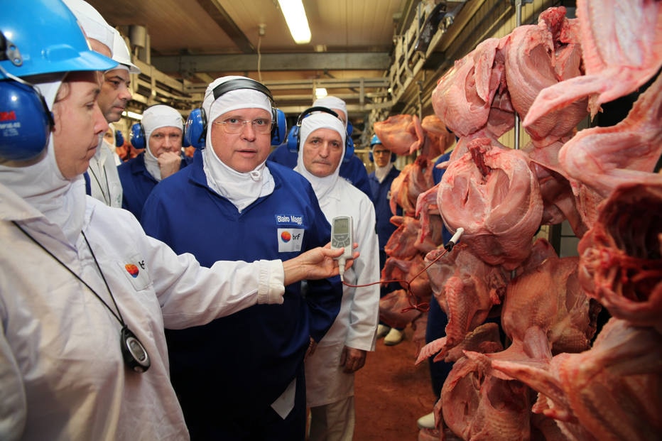 Governo teme que barreira americana à carne seja adotada por ... - Estadão