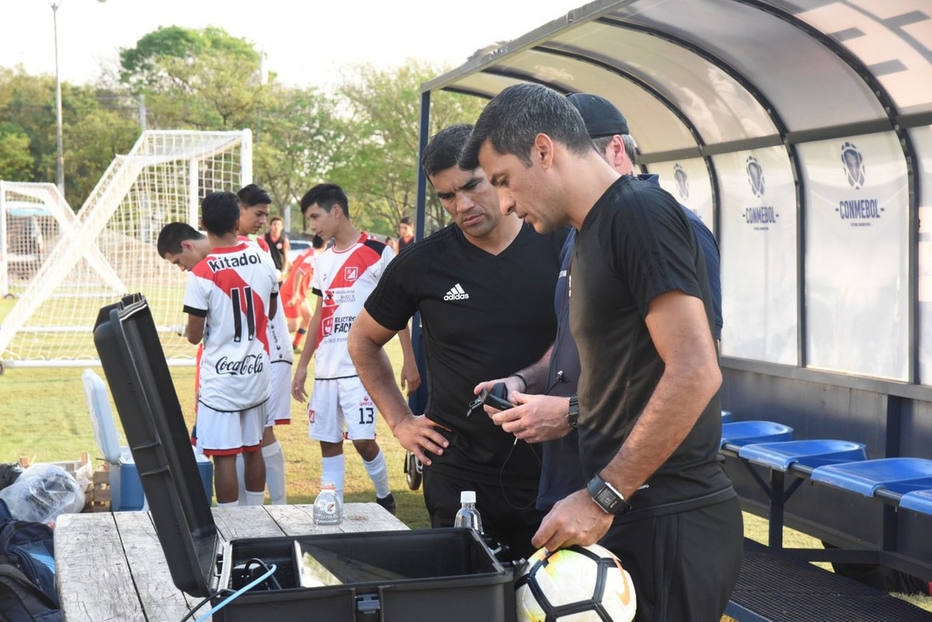 Sandro Meira Ricci participa de treinamento promovido pela Conmebol.