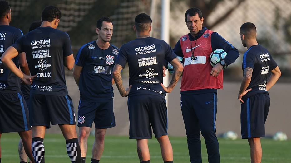 Corinthians pode ser campeão na quarta-feira antes de entrar em campo
