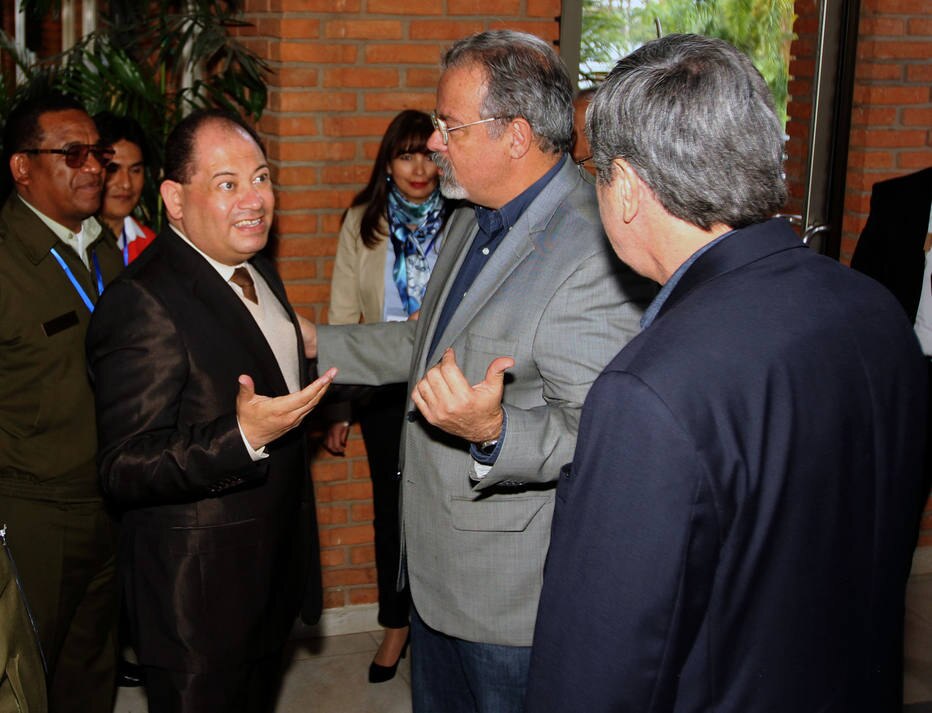 Bol&iacute;via confirma fechamento parcial da fronteira com Brasil