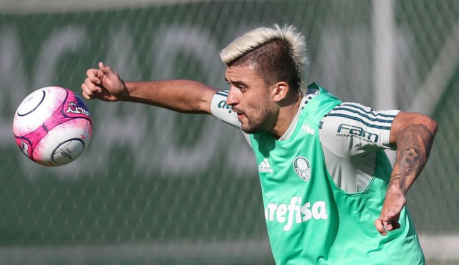 Antigos emprestados voltam com moral e ganham espaço no Palmeiras
