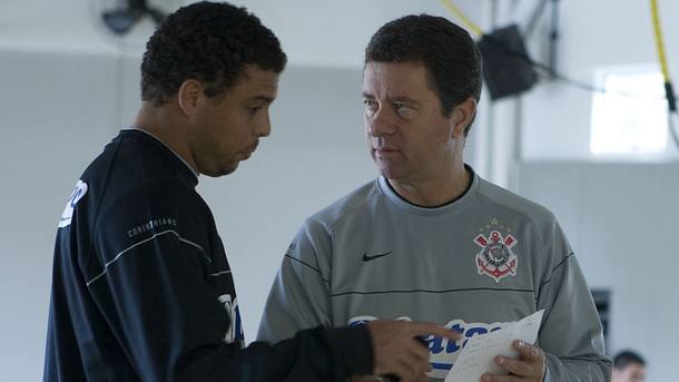 Novo preparador diz que Corinthians manterá entre 70 e 80% dos jogadores
