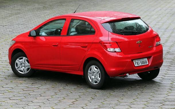 Comparativo: Volkswagen Gol X Chevrolet Onix