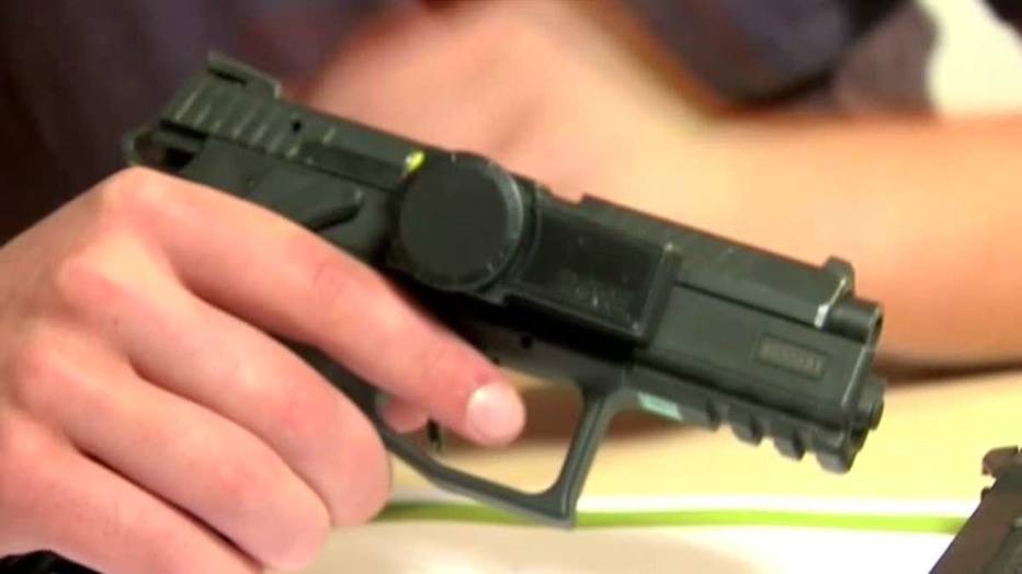 CCJ do Senado libera compra de arma de fogo por morador de área rural