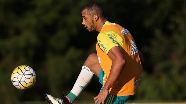 Vitor Hugo pede para elenco do Palmeiras 'acreditar no que Cuca pede'
