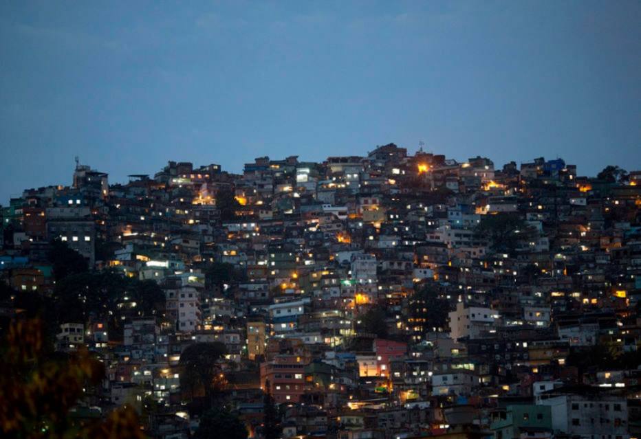 Rio tem tiroteios em comunidades da zona sul na manh&atilde; de s&aacute;bado