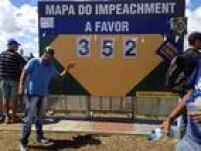 Placar do Impeachment, montados na Esplanada dos Ministérios, em Brasília, por manifestantes a favor do impeachment de Dilma