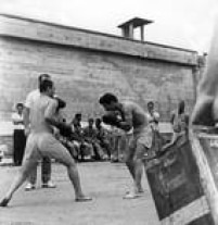 Detentos da Casa de Detenção de São Paulo lutam boxe, em 18/01/1967