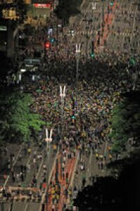 Manifestantes estão se reunindo no centro da capital paulista