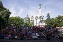 Vista da Praça da Matriz, em Porto Alegre, onde estão concentrados os manifestantes que são contra o impeachment da presidente Dilma Rousseff