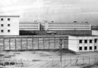 Vista externa da Casa de Detenção de São Paulo, em 05/07/1962. O presídio conhecido como Carandiru, foi inaugurado em 1920.