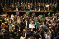 O presidente da Câmara Eduardo Cunha (PMDB RJ) abre a Sessão Especial de Votação do pedido de Impeachment pelo plenário da Câmara dos Deputados Federais em Brasília