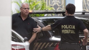 Márcia Foletto/Agência O Globo - Ex-diretor da Petrobrás é preso no Rio