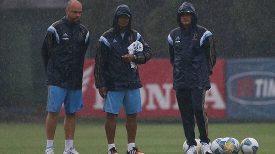 Palmeiras testa a força do novo elenco diante do Bragantino