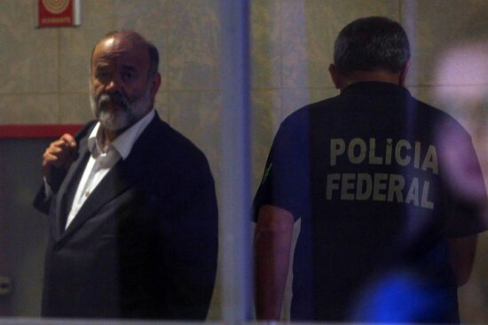 Tesoureiro do PT, João Vaccari Neto sendo preso pela Polícia Federal no âmbito da Operação Lava Jato