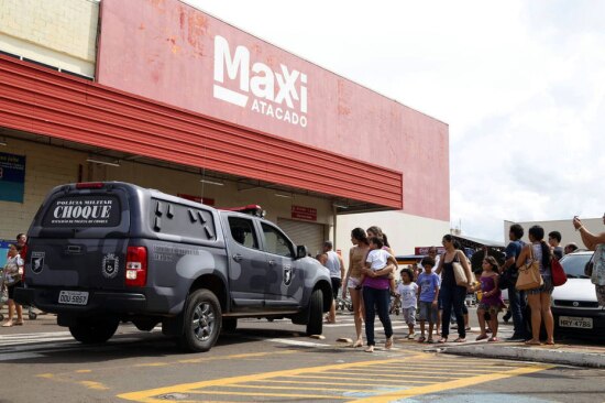 Encerramento ‘surpresa’. Fechamento do Maxxi em Campo Grande gerou confusão e a Polícia Militar teve de intervir