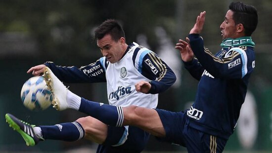 Recuperado, Mouche volta ao Palmeiras: 'Vou buscar meu espaço'