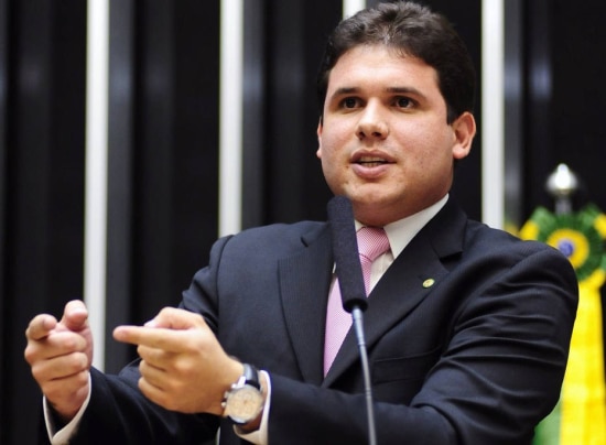 O deputado Hugo Motta (PMDB-PB), presidente da CPI da Petrobrás