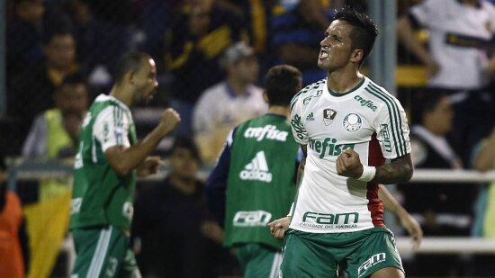 Barrios pede para Palmeiras acreditar: 'Não estamos mortos'