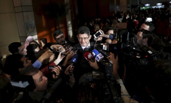 Texto passou pela Fazenda, de Levy, e pela Casa Civil, antes de Dilma assinar