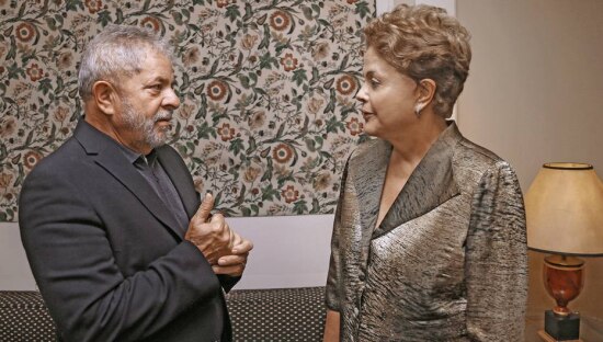 Lula e Dilma durante reunião em São Paulo