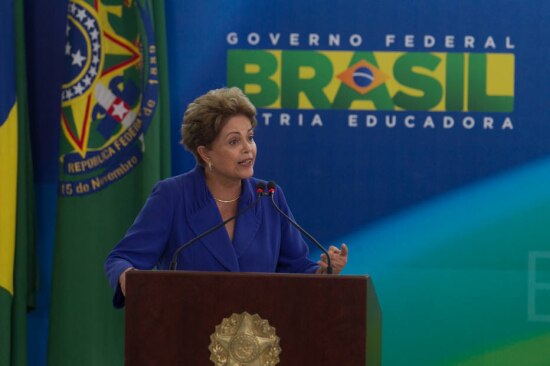 Dilma Rousseff assinou a Lei Anticorrupção nesta quarta