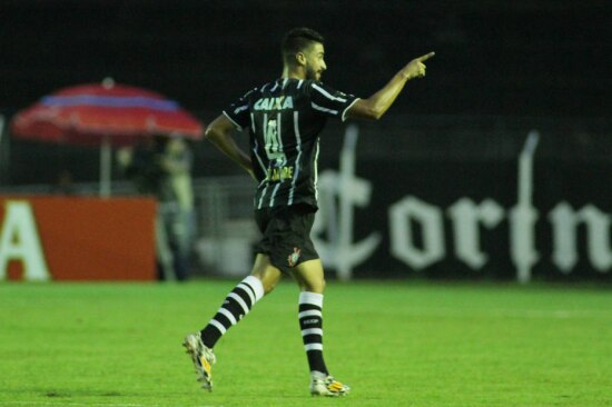 Zagueiro que abriu placar na goleada do Corinthians era do Palmeiras até setembro