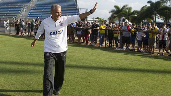 Tite acaba com rachão no Corinthians e prioriza entrosamento