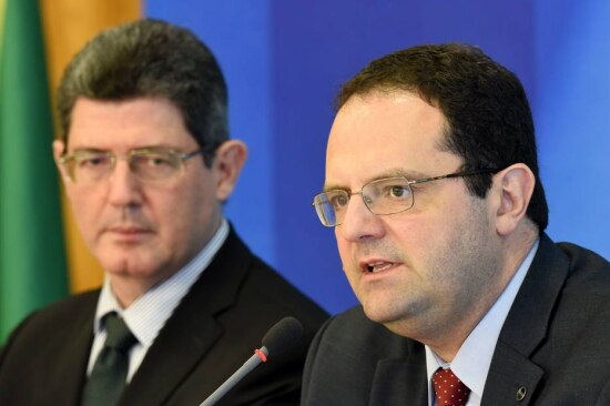 O ministro da Fazenda, Joaquim Levy, e o ministro do Planejamento, Nelson Barbosa