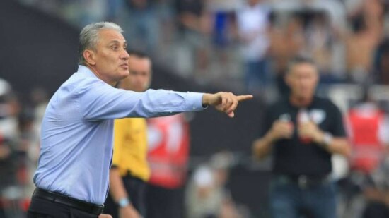 Corinthians busca quinta vitória seguida no Paulista