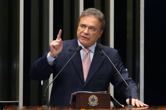 Senador Álvaro Dias (PSDB-PR)