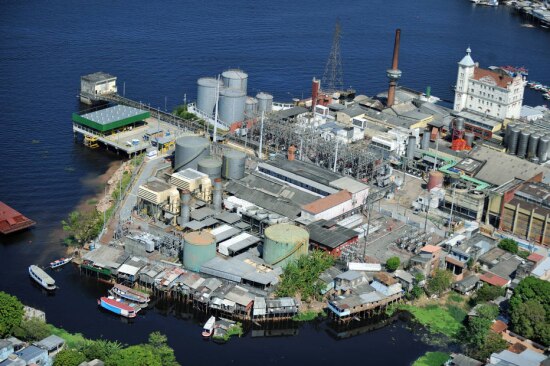 Os recursos desviados seriam usados para bancar dívidas das seis distribuidoras da estatal, localizadas no Piauí, Rondônia, Acre, Amazonas, Alagoas e Roraima.