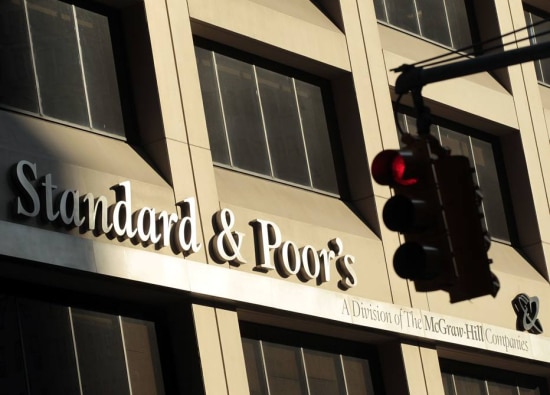 Brendan McDermid/Reuters Em julho, a S&P havia revisado para negativa a perspectiva do rating do Brasil