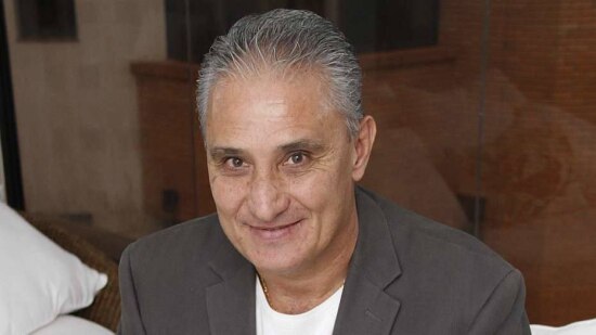 Tite acerta detalhes do contrato neste fim de semana