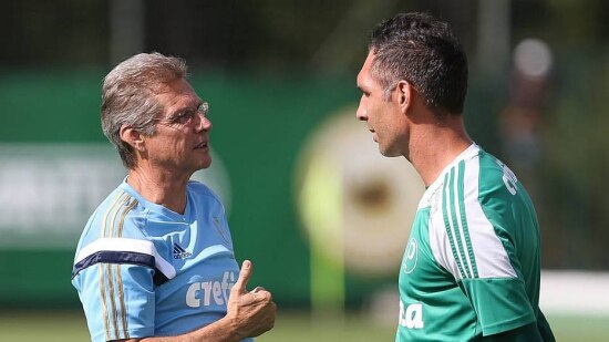 Palmeiras define a defesa como prioridade para armar a equipe