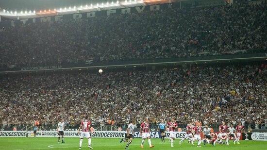 Programas de sócios-torcedores animam os clubes a investir