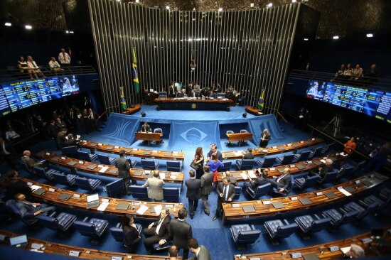 Estratégia do Planalto é que projeto vá ao plenário do Senado antes do recesso