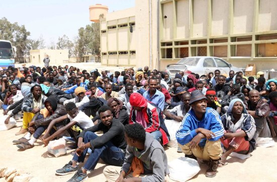 O objetivo seria "neutralizar" embarcações de traficantes que enviam dezenas de milhares de imigrantes da África Subsaariana e do Oriente Médio