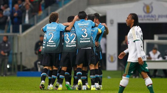 Lateral Lucas critica atuação do Palmeiras: 'Falta personalidade'