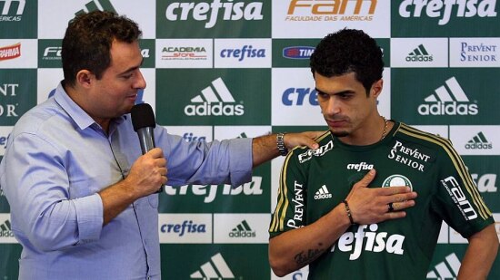 Egídio é apresentado e Mattos diz que quer repetir dupla de sucesso