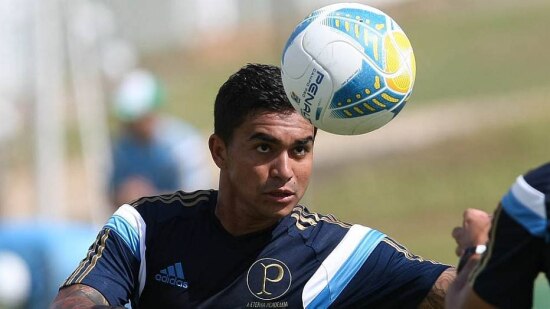 Em 45 minutos, Dudu já caiu nas graças de Oswaldo no Palmeiras