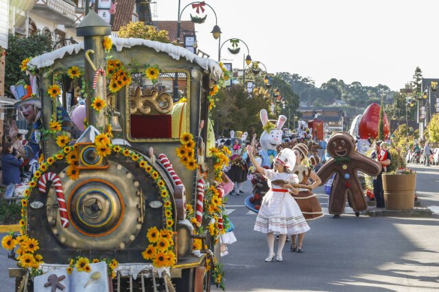 Cleiton Thiele/Serra Press Parada de Páscoa em Gramado no ano passado