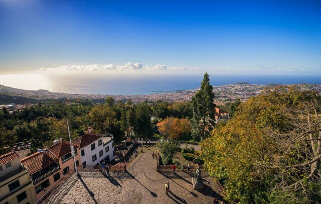 ANITA STUDIO/VISIT MADEIRA Vista de Nossa Senhora do Monte, em Funchal