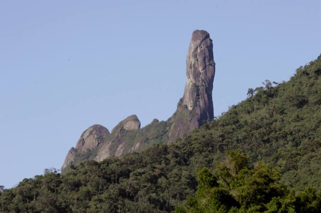 Marcos de Paula/Estadão Dedo de Deus, em Teresópolis, é um dos passeios para se fazer na hospitaleira cidade fluminense