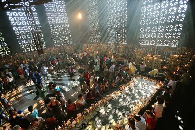 José Patricio/Estadão Santuário de Aparecida, no interior de São Paulo, chegada do Caminho da Fé